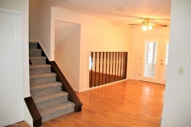 420 Buckeye Dr, Sheffield Lake, OH 44054 - photo 3