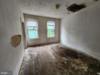 615 N Clinton St, Baltimore, MD 21205 - photo 7