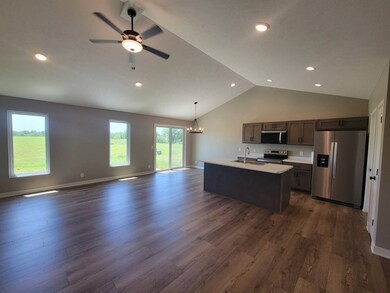 971 Prairie Dr, Tecumseh, NE 68450 - photo 4