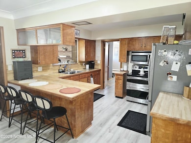 1615 N Thyre Dr, Genoa, OH 43430 - photo 6