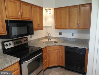 5808 Hannover Terrace, Frederick, MD 21703 - photo 7