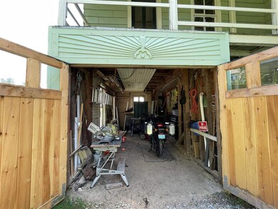 59 E Main St, Readsboro, VT 05350 - photo 3