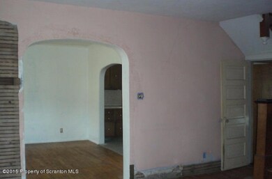 1 Olive St, Hanover Township, PA 18706 - photo 3