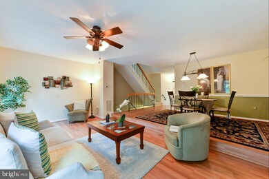 12231 Wye Oak Commons Cir unit 74, Burke, VA 22015 - photo 3