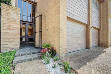 10131 Valley Forge Dr, Houston, TX 77042 - photo 5