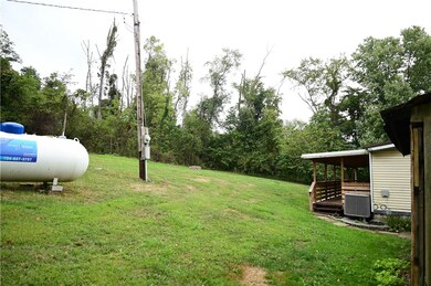 517 Lively Rd, Eighty Four, PA 15330 - photo 6