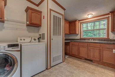 67 Sky Farm Rd, Deering, NH 03244 - photo 4