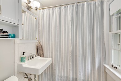 1031 E Bauer Rd, Naperville, IL 60563 - photo 7