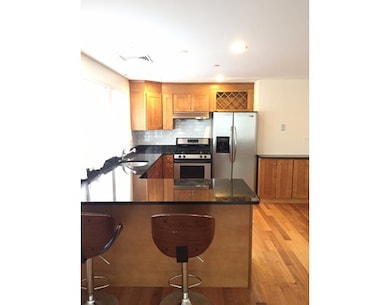 184 Raymond St unit 1, Cambridge, MA 02140 - photo 4