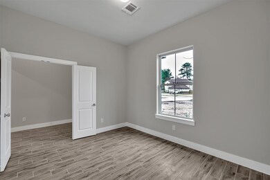 6911 Dillon Dr, Magnolia, TX 77354 - photo 5