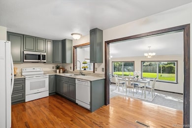 19064 W 61st Place, Golden, CO 80403 - photo 5