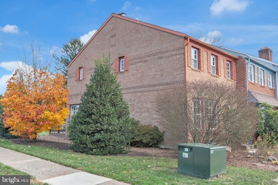 1 Gatehouse Ln, Doylestown, PA 18901 - photo 3