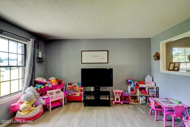 7409 Rambo Way, Louisville, KY 40228 - photo 5