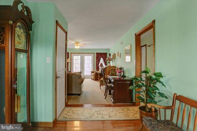 1916 Bell Ave unit 9, Chambersburg, PA 17202 - photo 7