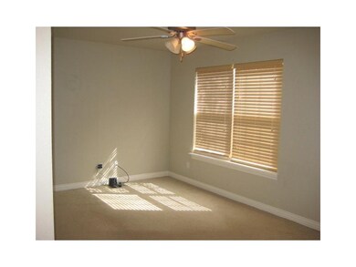 908 S Wood Ave unit 4, Fayetteville, AR 72701 - photo 7