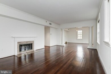 2229 Bancroft Place NW unit 403, Washington, DC 20008 - photo 4