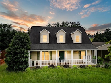 1128 Camper St, Pulaski, VA 24301 - photo 2