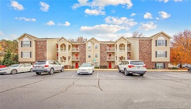 2700 Preston Woods Ln unit 3, Fayetteville, NC 28304 - photo 2