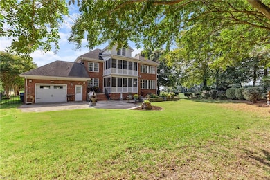 112 Watch Harbour Ct, Suffolk, VA 23435 - photo 2