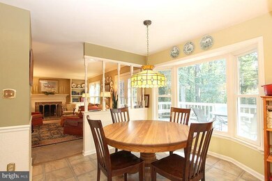 11614 Deer Forest Rd, Reston, VA 20194 - photo 7