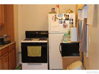 151 Stenzil St, North Tonawanda, NY 14120 - photo 6