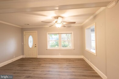 116 Richmond Rd, Colonial Beach, VA 22443 - photo 5