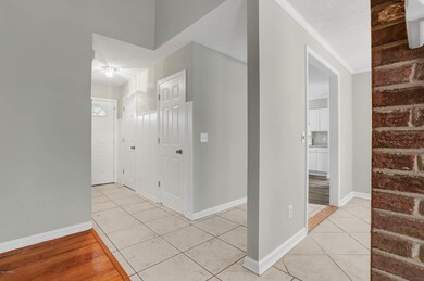 1709FieldViewRoad-03