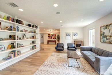 15 Warrenton Dr, Houston, TX 77024 - photo 4