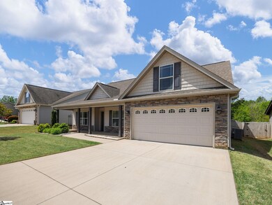 311 Hayfield Ct, Boiling Springs, SC 29316 - photo 4