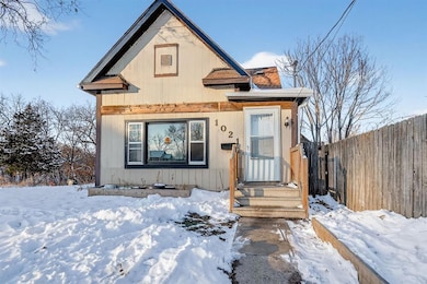 1021 Franklin Ave, Des Moines, IA 50314 - photo 3