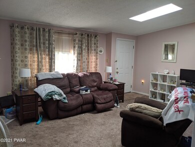 119 Sylvan Dr, Milford, PA 18337 - photo 3