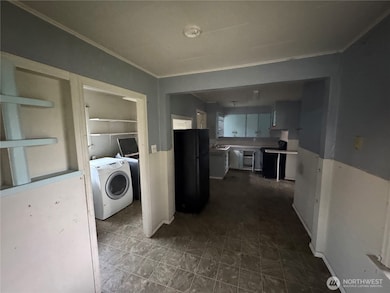 1203 Beach Ave, Marysville, WA 98270 - photo 2