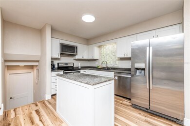 8981 SW 209th Cir, Dunnellon, FL 34431 - photo 6