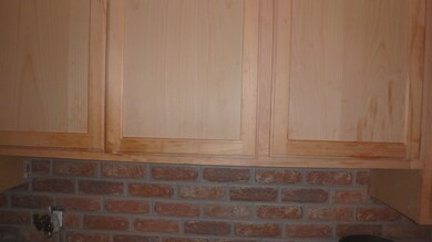 911 N Butrick St, Waukegan, IL 60085 - photo 5