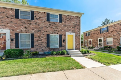 74 E Tarryton Ct (Exterior)-2