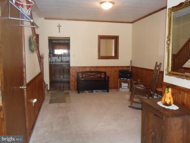 700 N Warren St, Orwigsburg, PA 17961 - photo 5