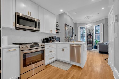 139 W Newton St unit 2, Boston, MA 02118 - photo 6