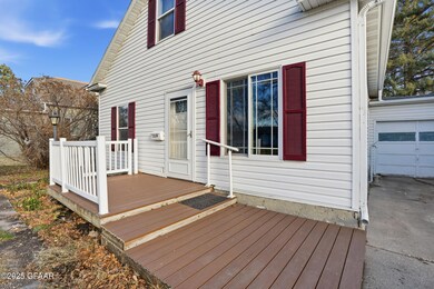 1510 N 4th St, Grand Forks, ND 58203 - photo 2