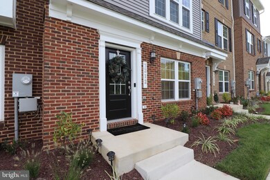 7212 Clagett Dr, Hyattsville, MD 20785 - photo 3