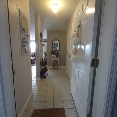 20 Heaths Ct unit 410, Lynn, MA 01905 - photo 3