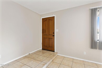 7-web-or-mls-1224-e-del-rio-dr