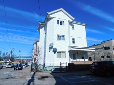 318 William St, Fall River, MA 02721 - photo 2