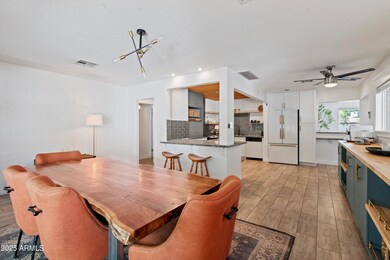 3324 N 25th St, Phoenix, AZ 85016 - photo 6