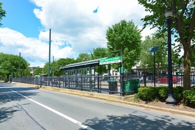 923 Beacon St, Boston, MA 02215 - photo 4