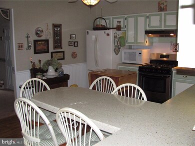 557 Lake Blvd, Lindenwold, NJ 08021 - photo 5