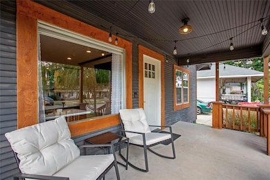 Patio/Covered Front Porch