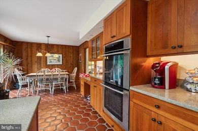 1062 Edgewood Chase, Glen Mills, PA 19342 - photo 6