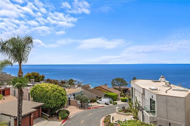 683 Alta Vista Way, Laguna Beach, CA 92651 - photo 5