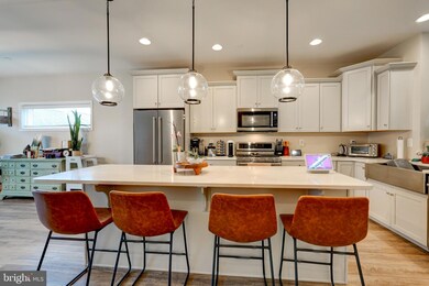 1309 Pedigree St, Frederick, MD 21702 - photo 5