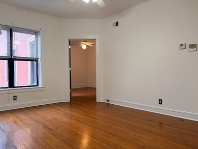 3722 N Sheffield Ave unit 3S, Chicago, IL 60613 - photo 4